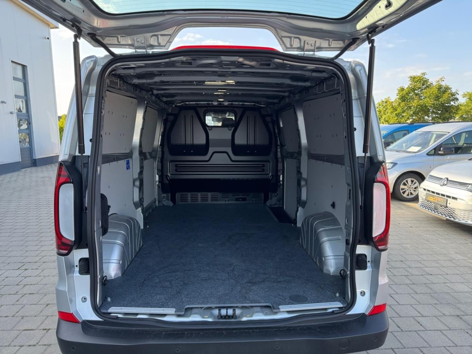 Volkswagen Transporter Kasten langer Radstand