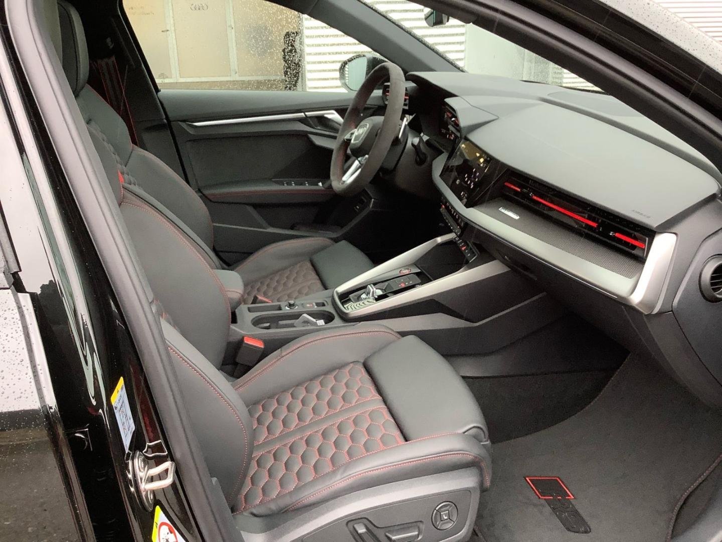 Image about Audi RS 3 Sportback TFSI quattro S tronic