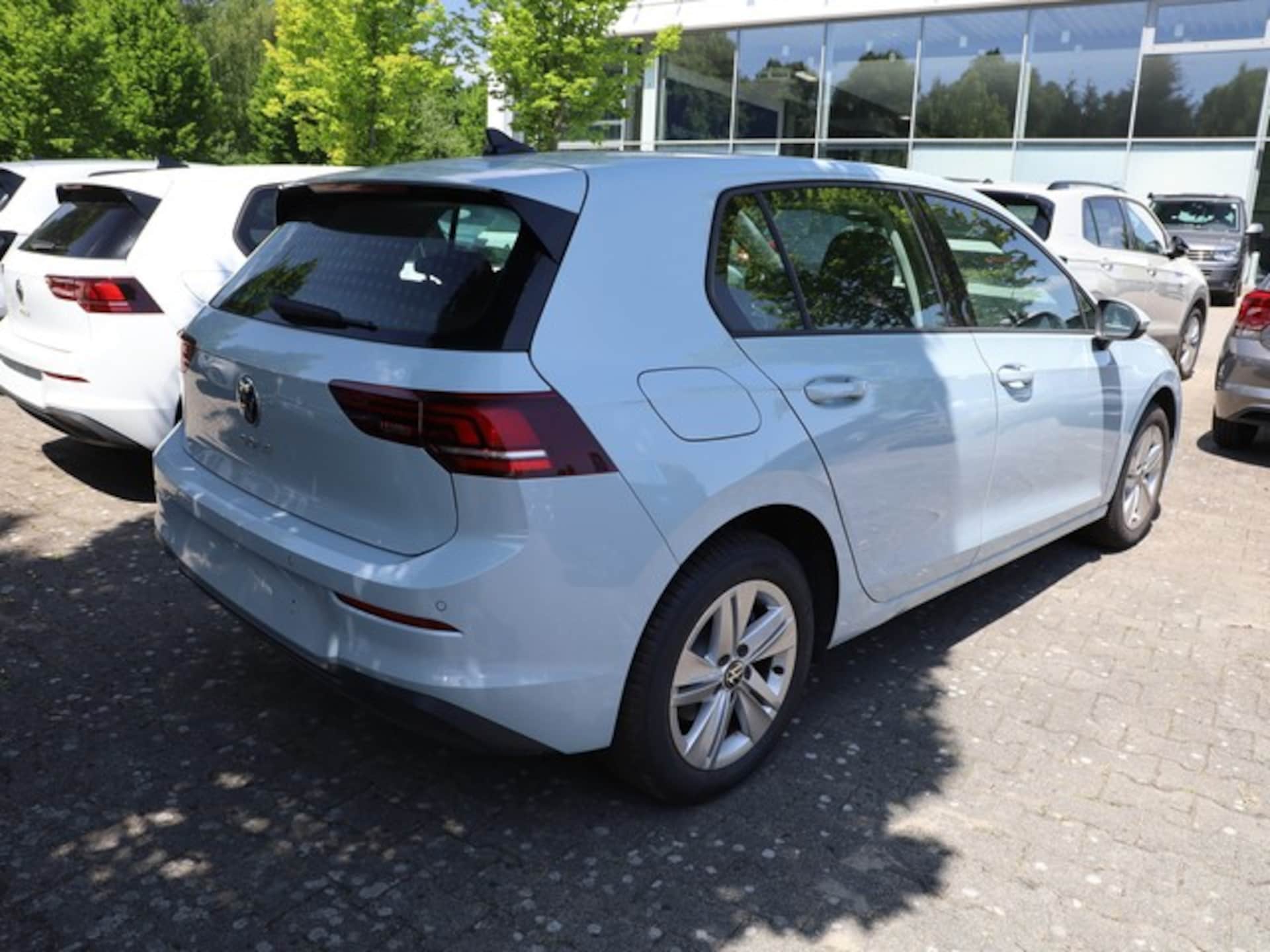 Volkswagen Golf Life