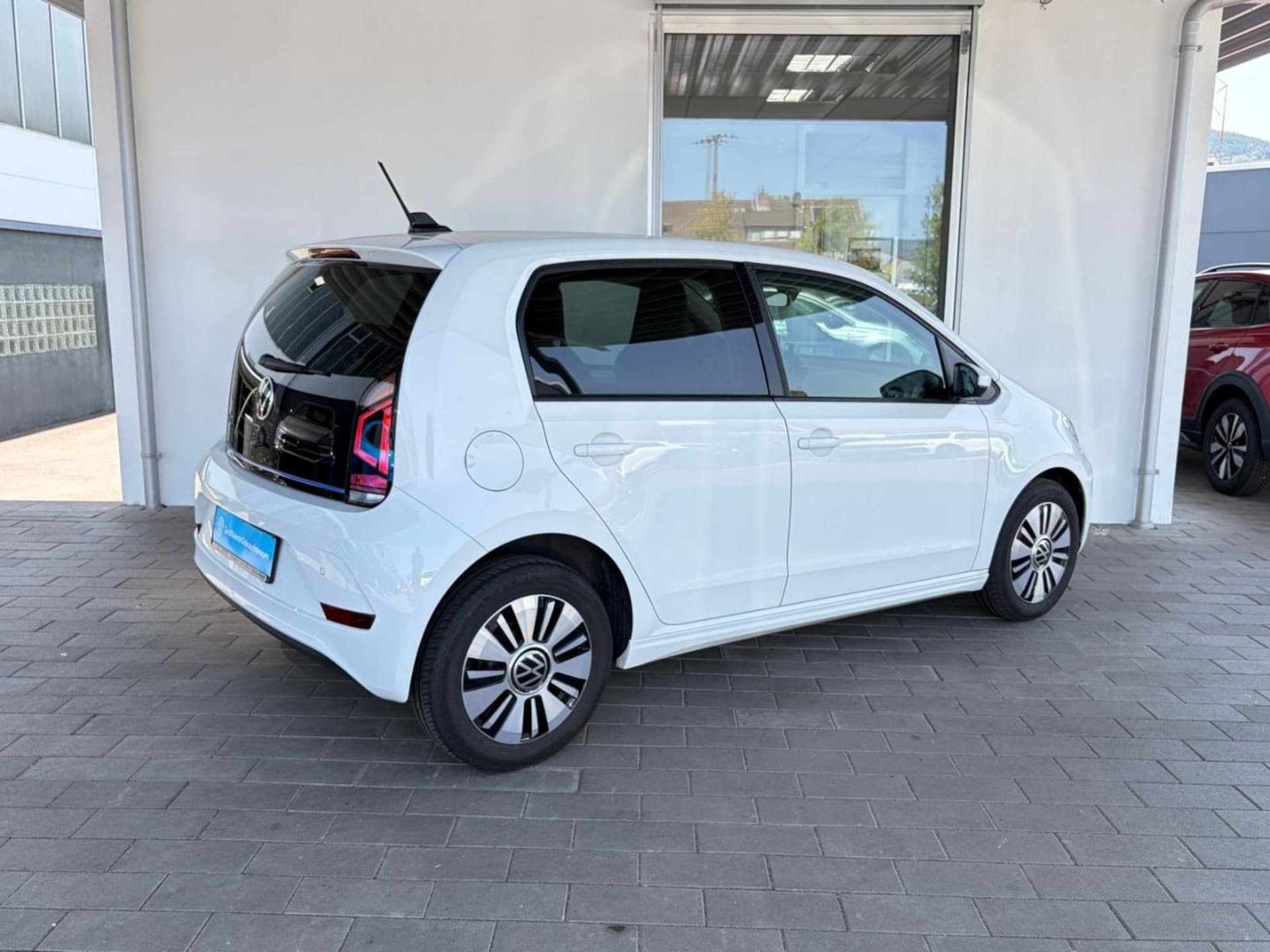 Volkswagen e-up! Style "Plus"