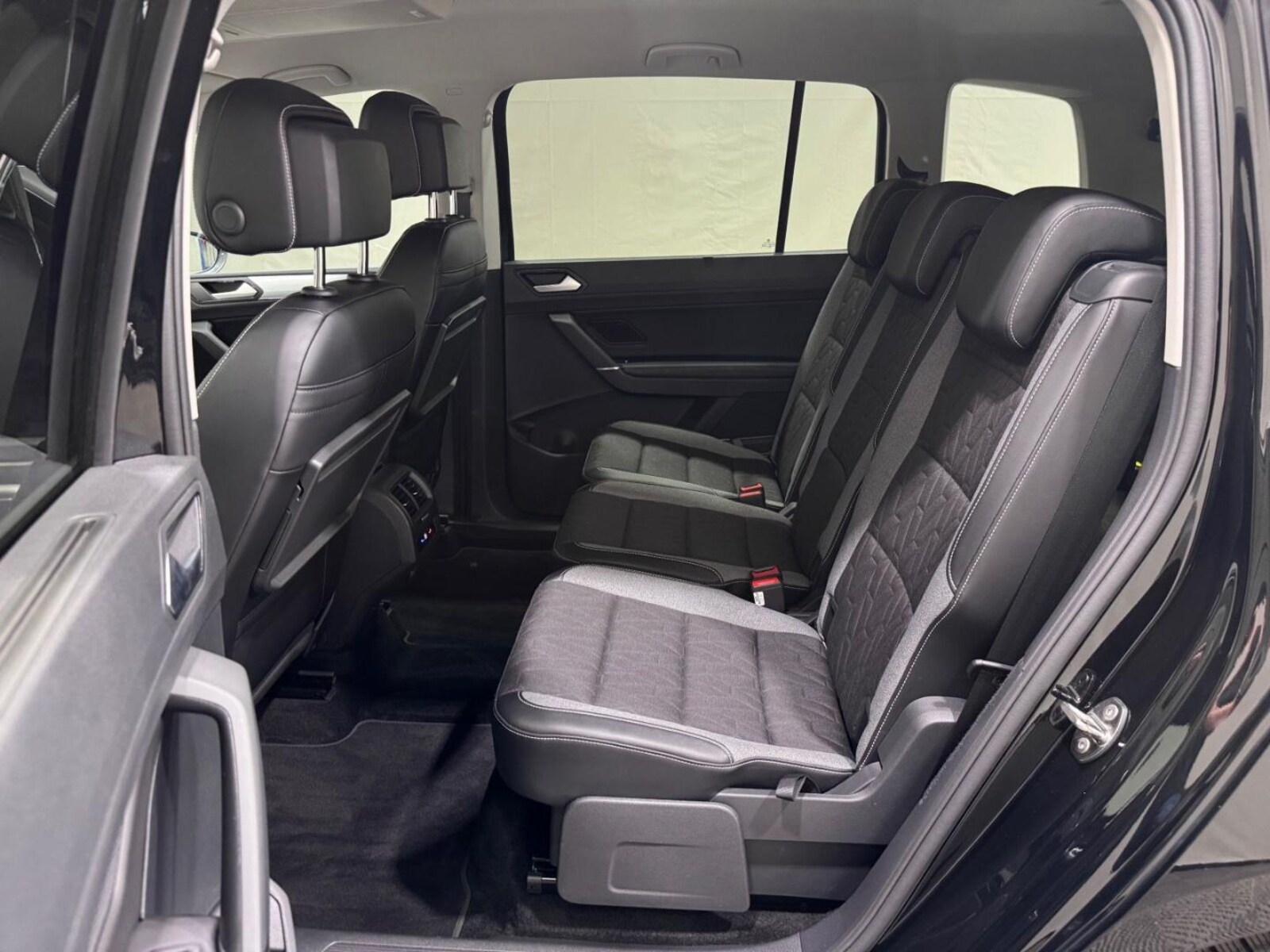 Volkswagen Touran – Bild 23