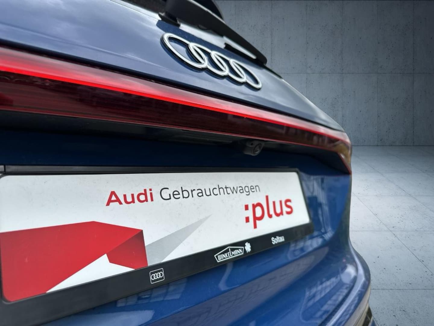 Bild über Audi Q6 SUV e-tron S line business e-tron performance 225 kW - für weitere Informationen kontaktieren Sie den Audi Partner
