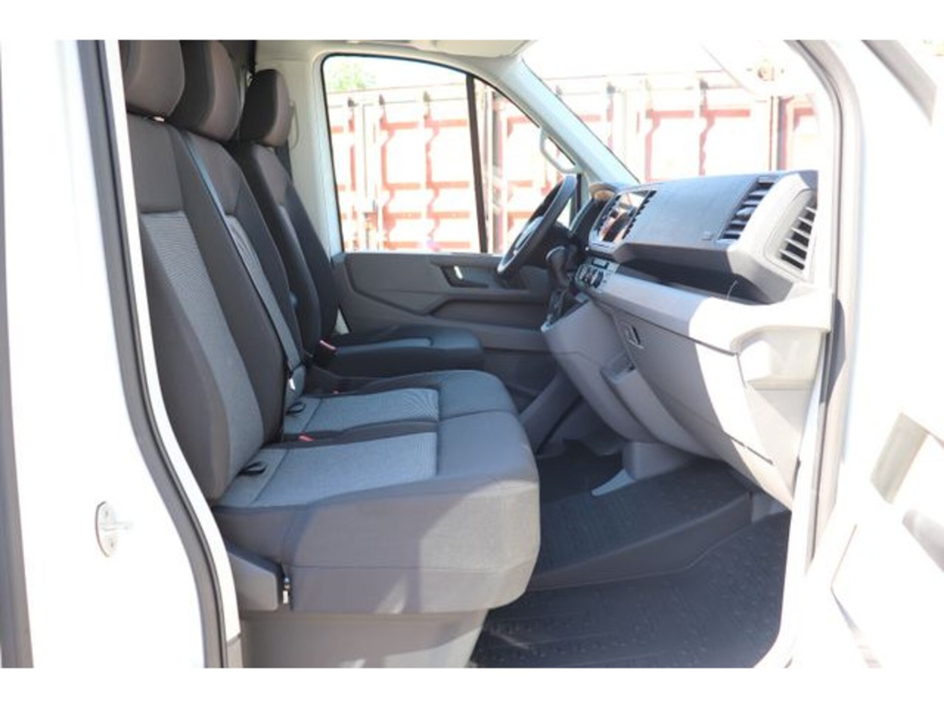 Volkswagen Crafter Kasten langer Radstand