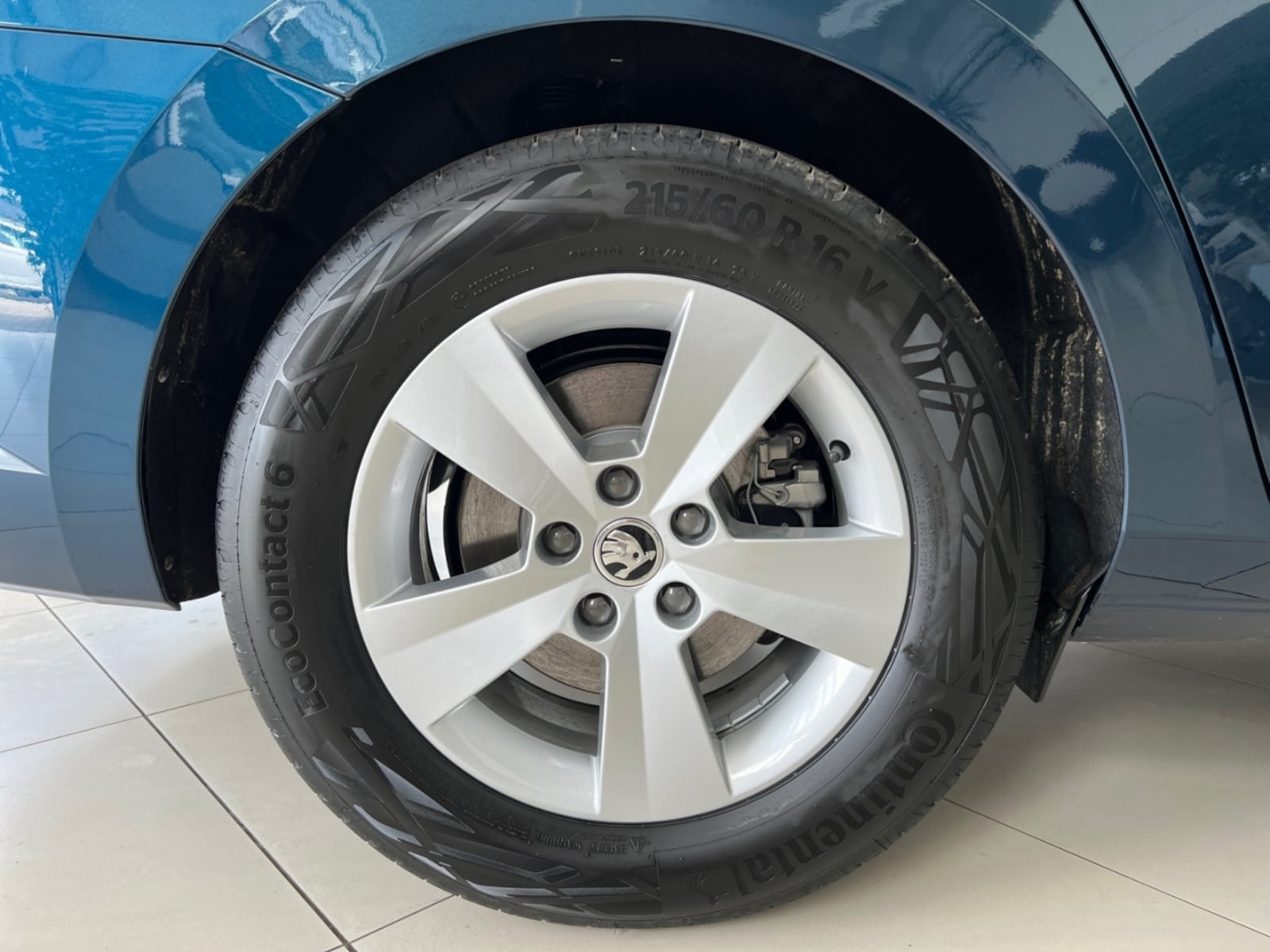 Škoda Superb Combi – Bild 14