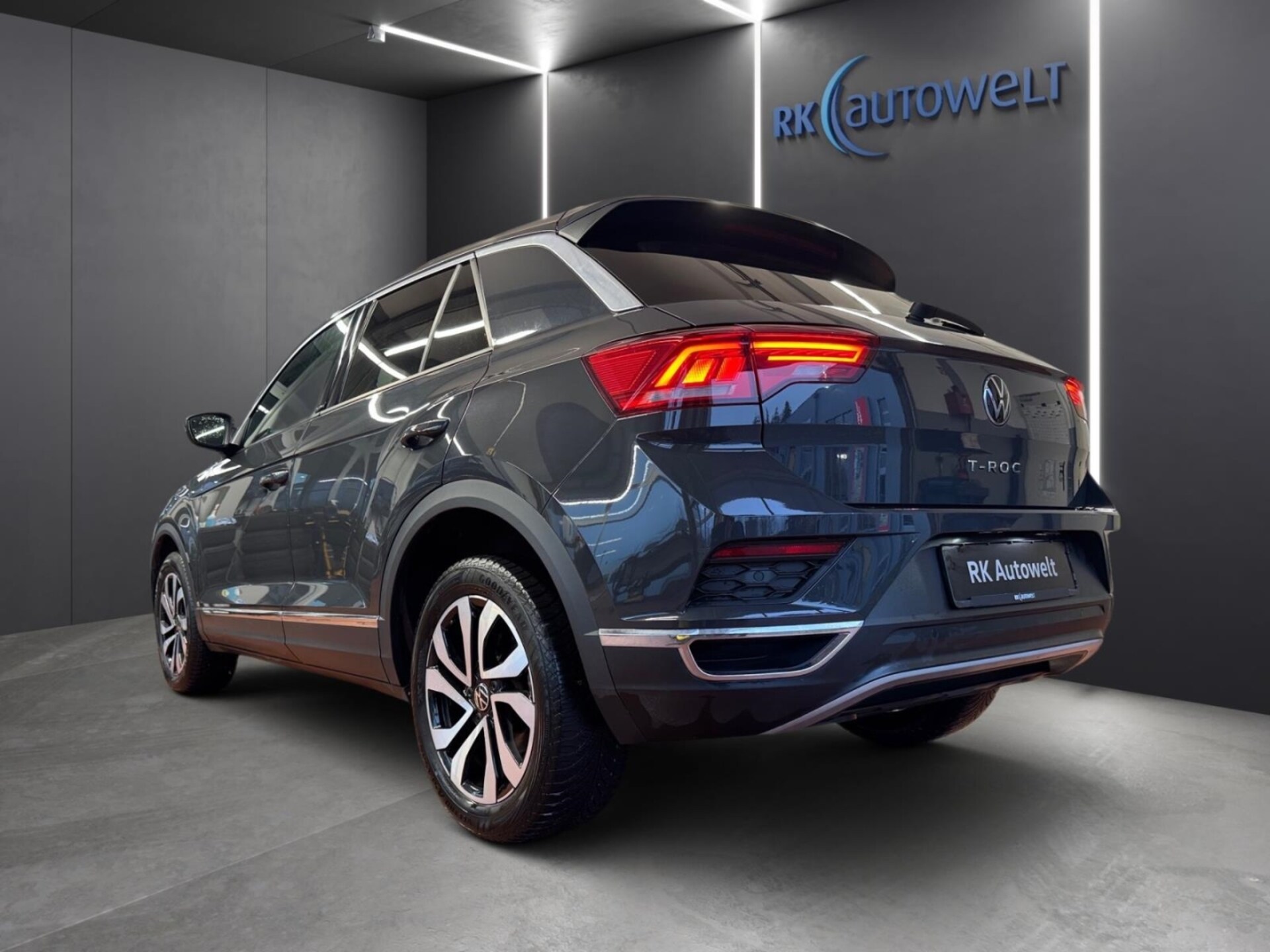 Volkswagen T-Roc Active