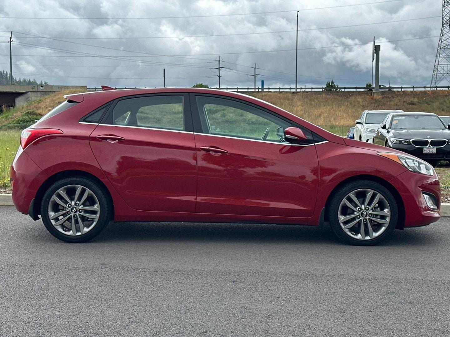 Used 2016 Hyundai Elantra GT Base with VIN KMHD35LH3GU294760 for sale in Eugene, OR