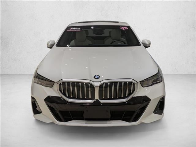 2025 BMW 530i