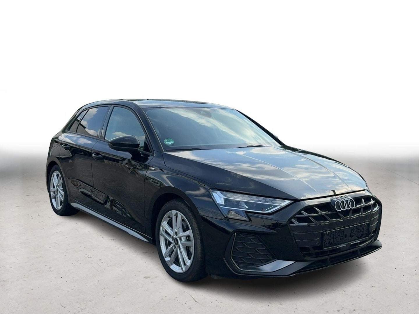 Bild über Audi A3 Sportback S line 35 TFSI S tronic - für weitere Informationen kontaktieren Sie den Audi Partner