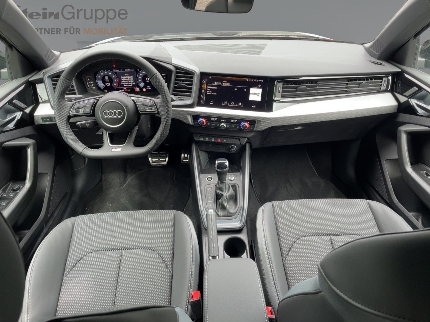 Bild über Audi A1 Sportback S line 35 TFSI S tronic - für weitere Informationen kontaktieren Sie den Audi Partner