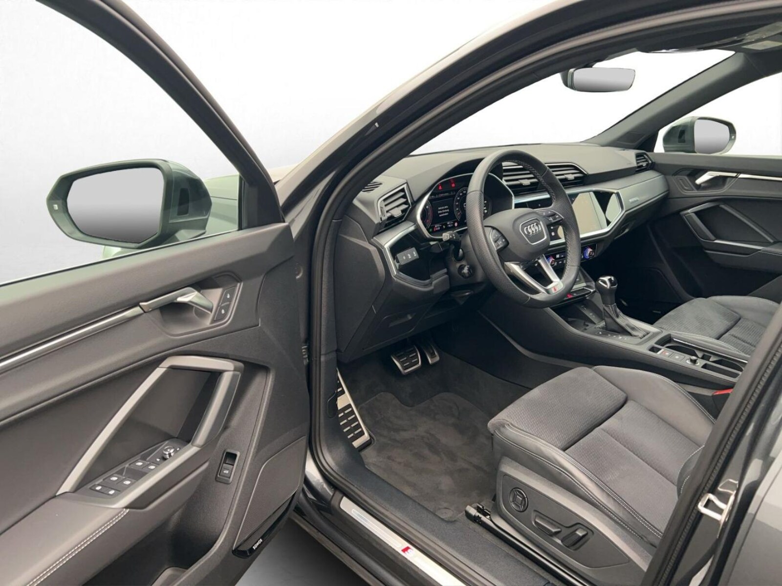 Audi Q3 Sportback – Bild 14