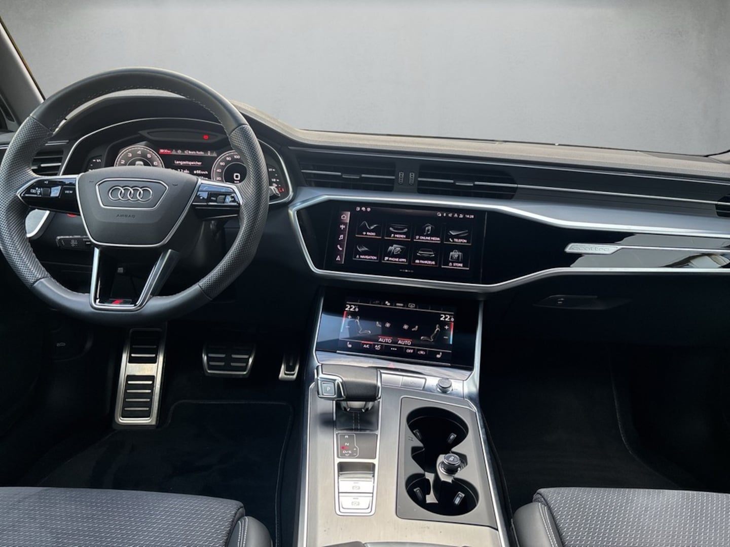 Bild über Audi A6 Avant TFSI e S line 55 TFSI e quattro S tronic - für weitere Informationen kontaktieren Sie den Audi Partner