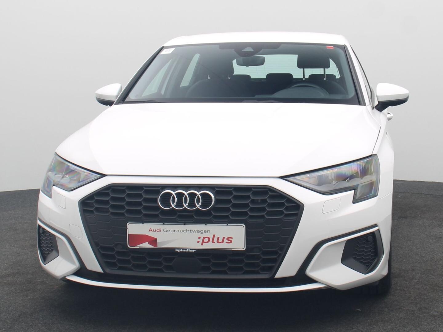 Bild über Audi A3 Sportback TFSI e 40 TFSI e S tronic - für weitere Informationen kontaktieren Sie den Audi Partner