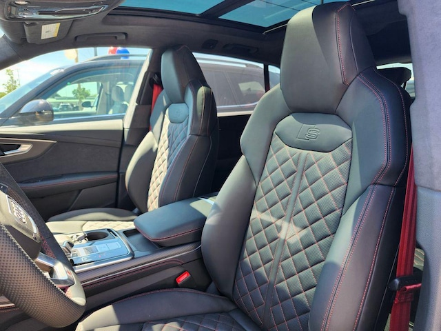 2026 Audi SQ8 Prestige - Photo 12