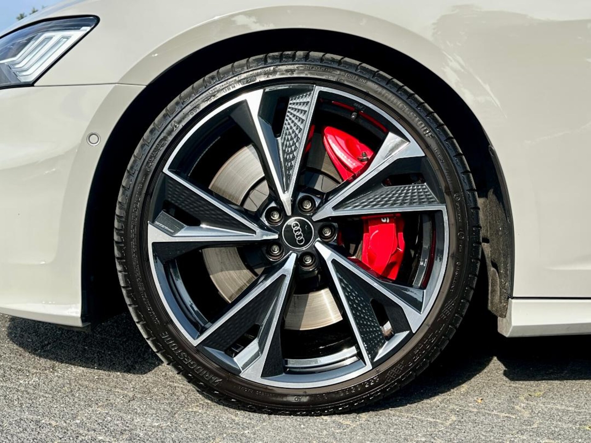 Audi S6 Avant