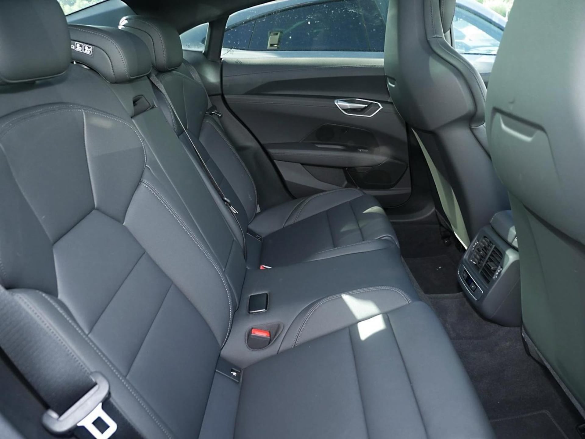 Audi e-tron GT quattro