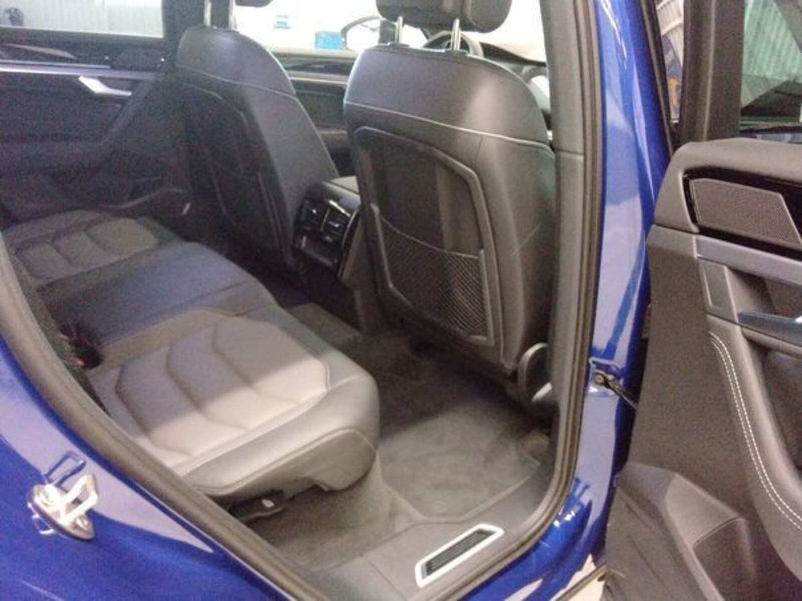 Volkswagen Touareg – Bild 9