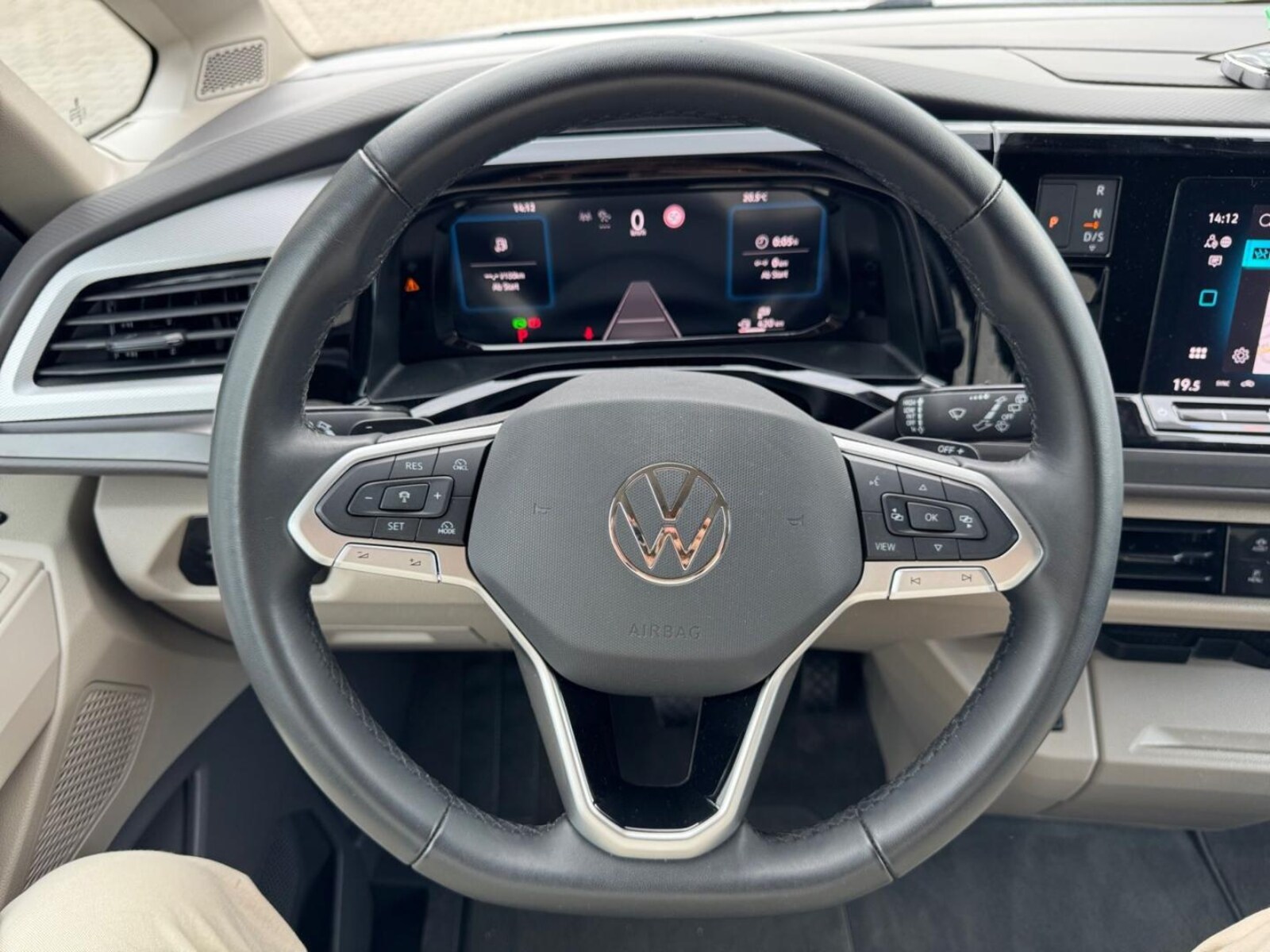 Volkswagen Multivan Langversion – Bild 16