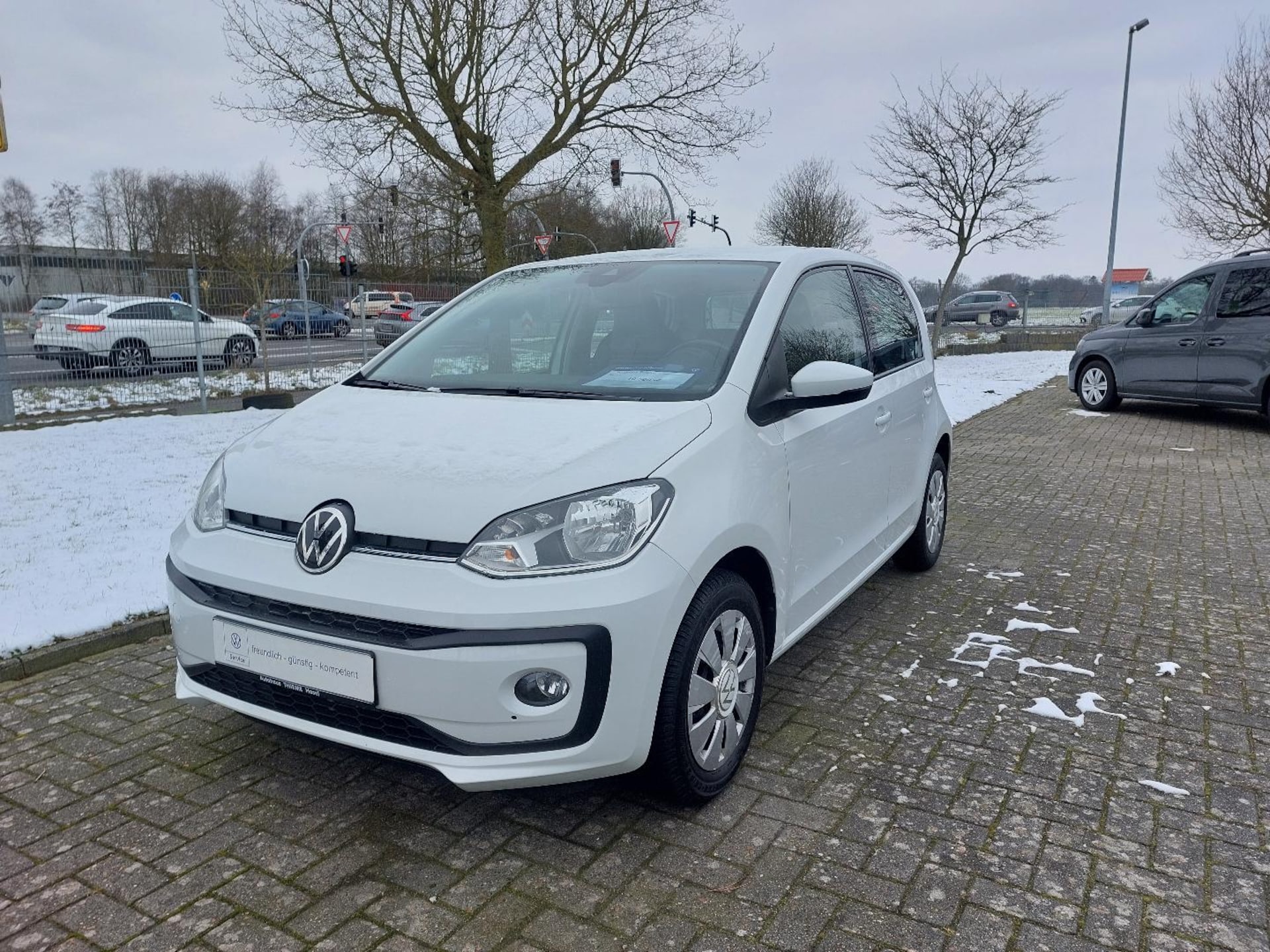 Volkswagen up! move up!