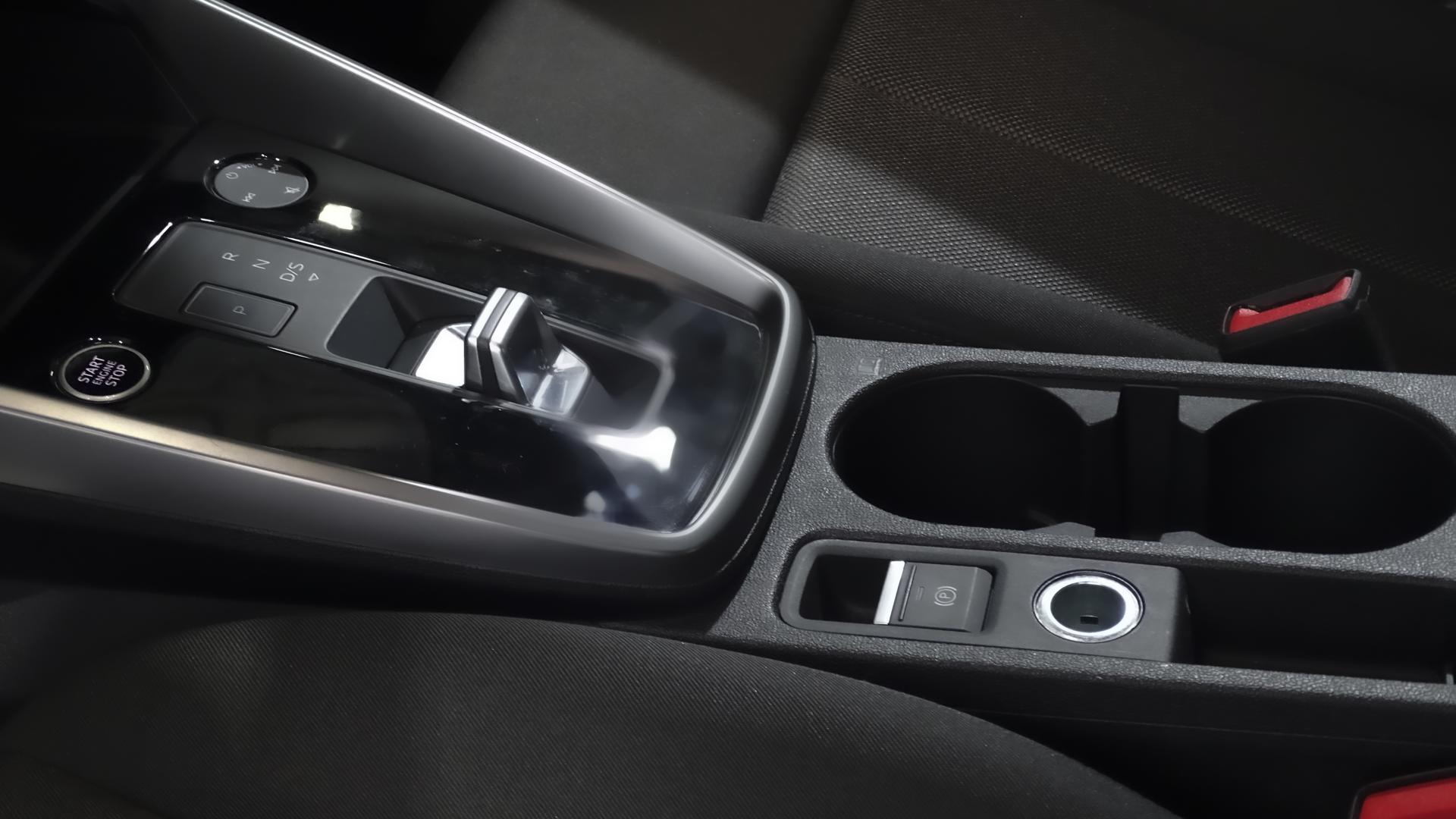 Image about Audi A3 Sedan Advanced 30 TDI 85 kW (116 CV) S tronic