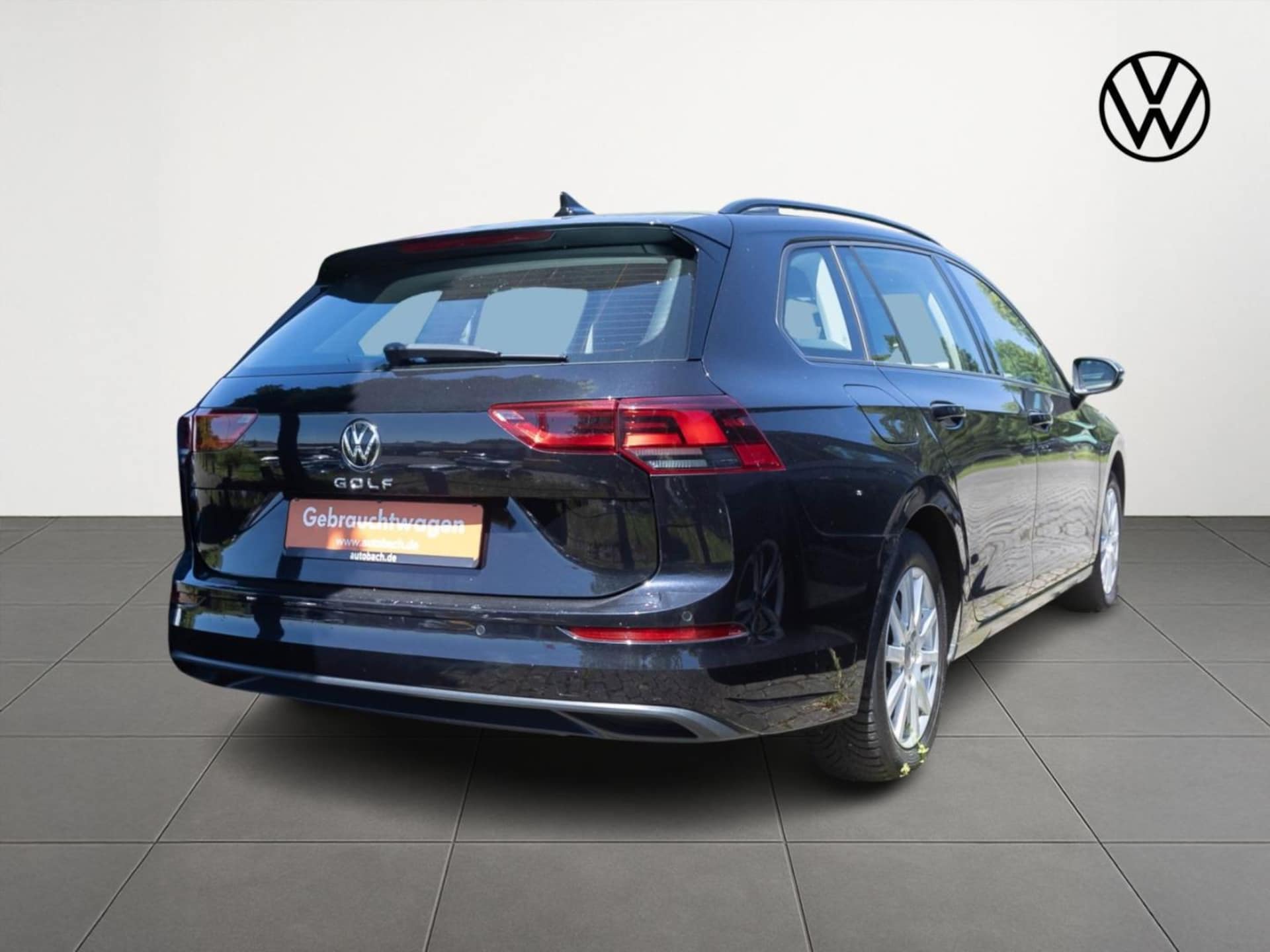 Volkswagen Golf Variant Life