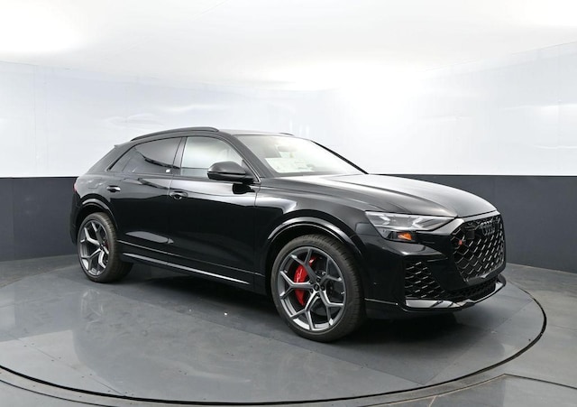 2026 Audi RS Q8 SUV performance