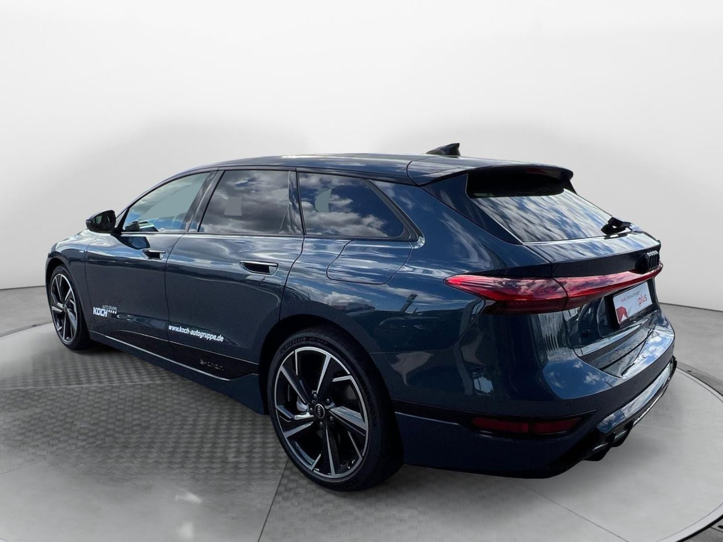 Bild über Audi A6 Avant e-tron e-tron performance - für weitere Informationen kontaktieren Sie den Audi Partner