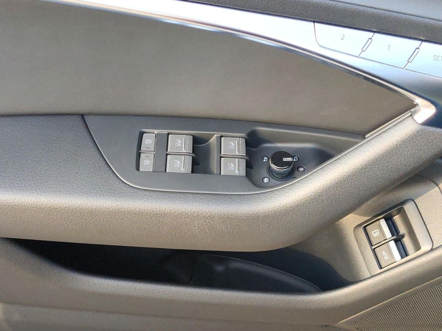 Bild über Audi A6 Avant TFSI e advanced 50 TFSI e quattro S tronic - für weitere Informationen kontaktieren Sie den Audi Partner