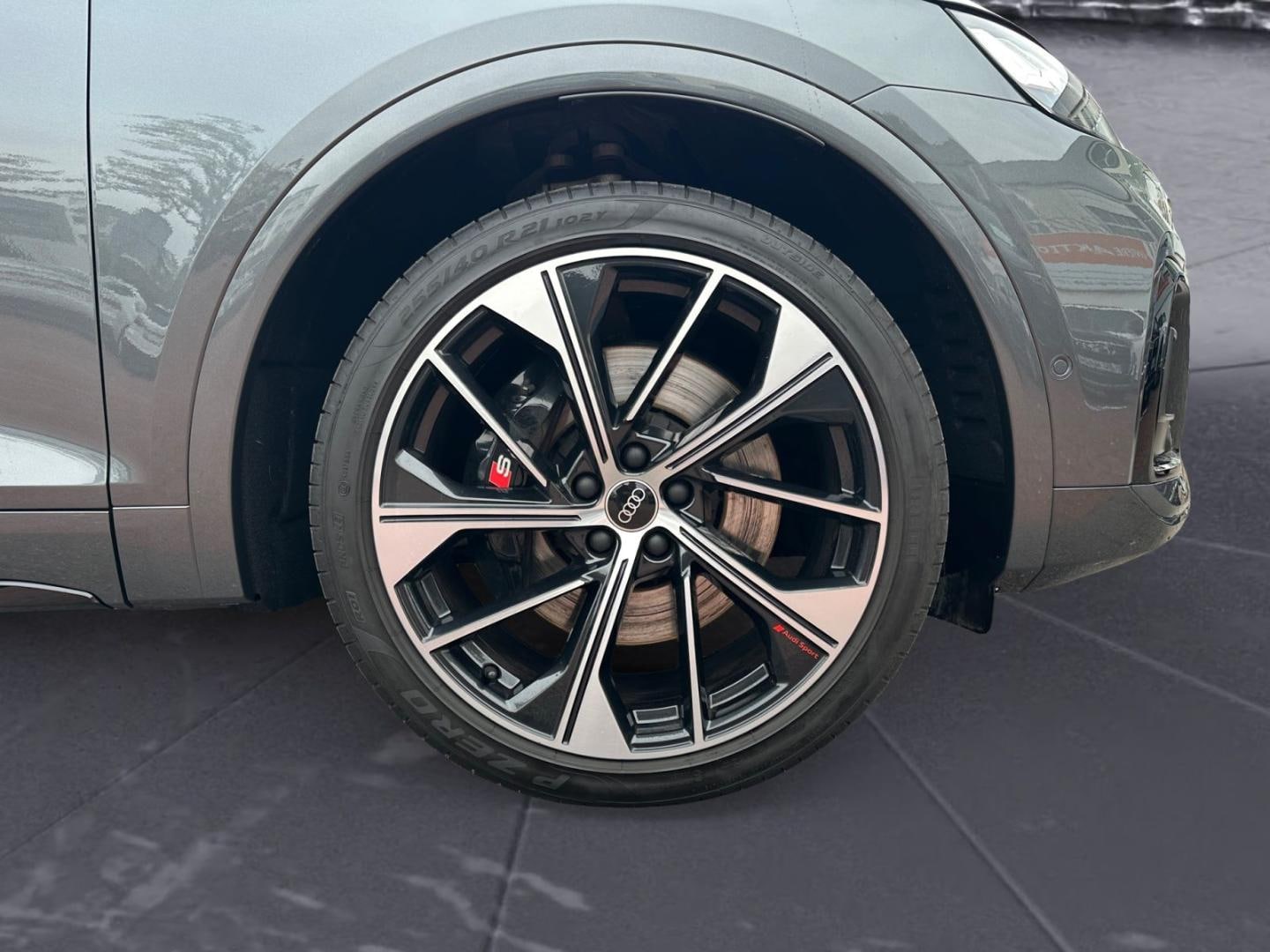 Bild über Audi SQ5 TDI tiptronic - für weitere Informationen kontaktieren Sie den Audi Partner