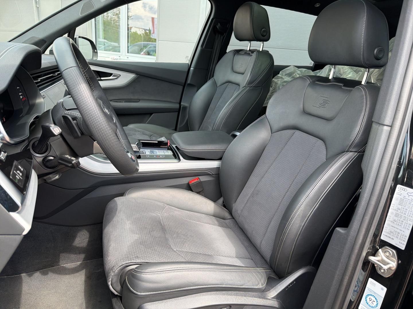 Bild über Audi Q7 SUV S line 50 TDI quattro tiptronic - für weitere Informationen kontaktieren Sie den Audi Partner