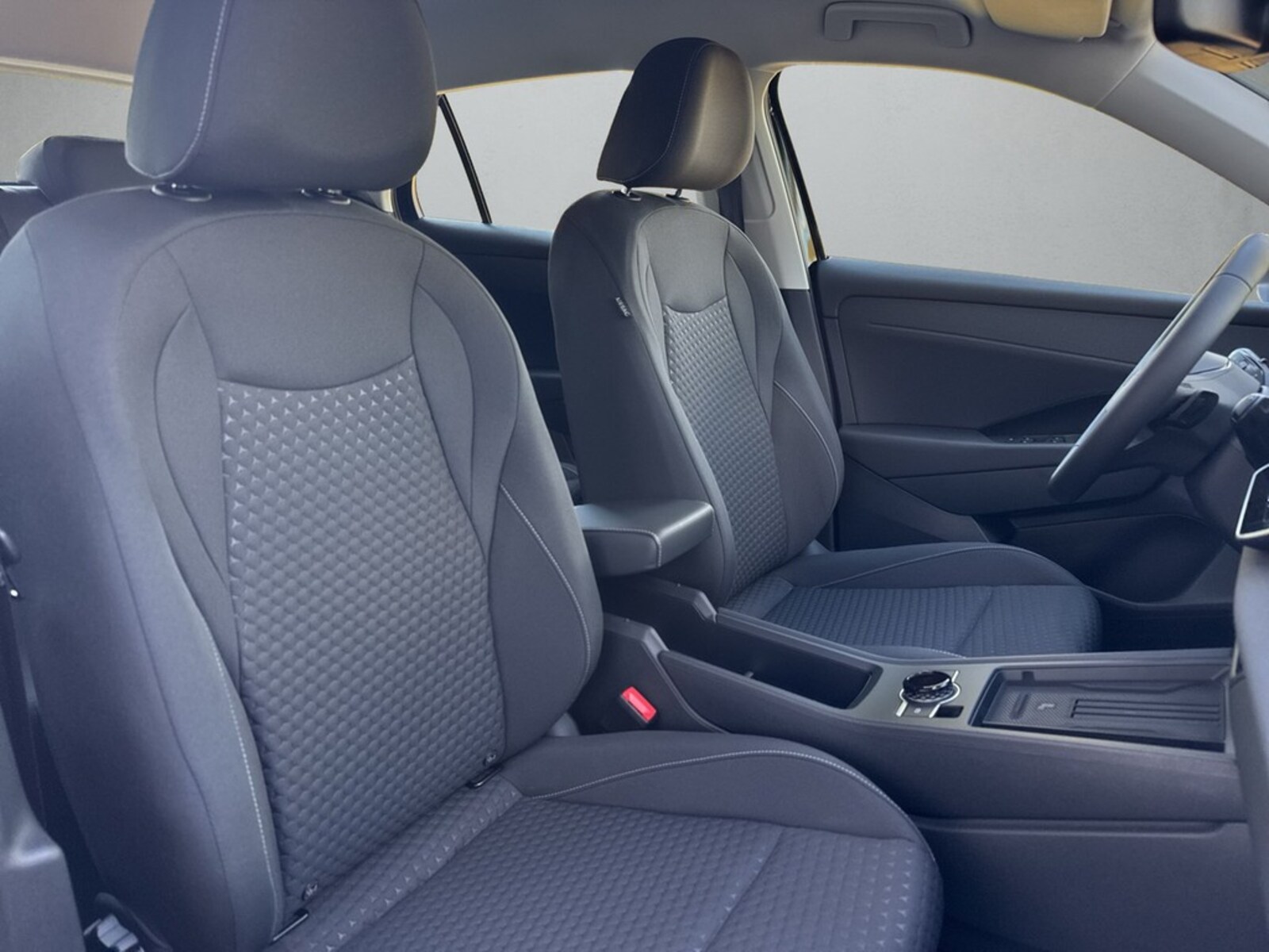 Volkswagen T-Roc – Bild 13