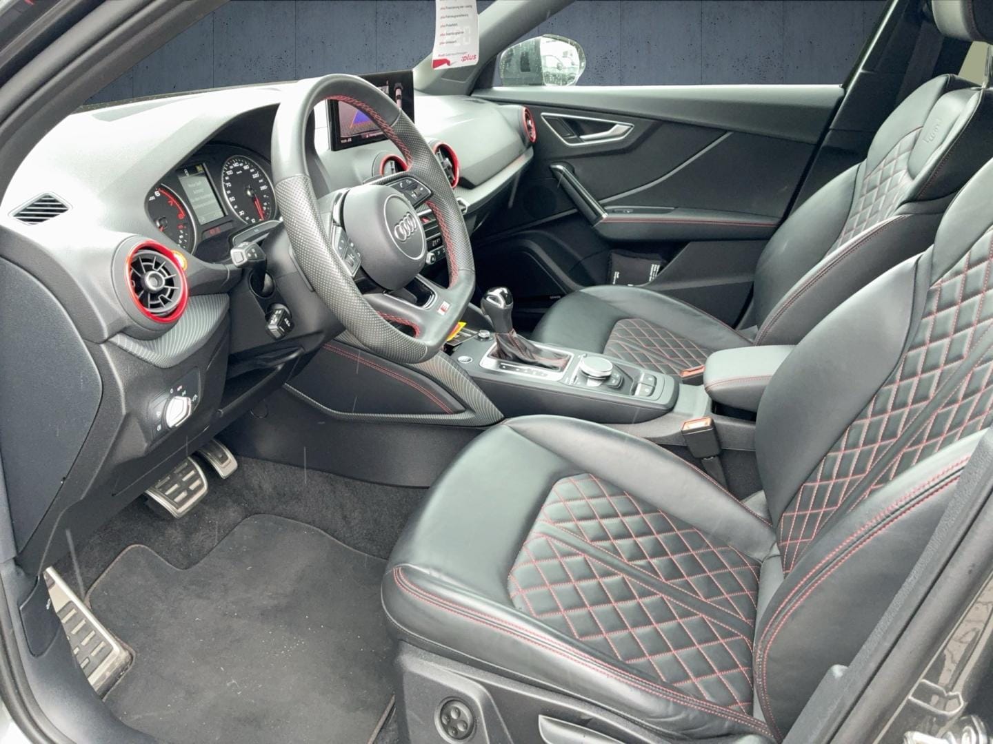 Bild über Audi Q2 S line 35 TFSI S tronic - für weitere Informationen kontaktieren Sie den Audi Partner