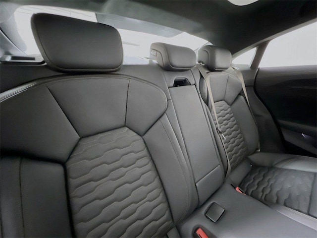 2026 Audi RS e-tron GT Performance Base - Photo 27