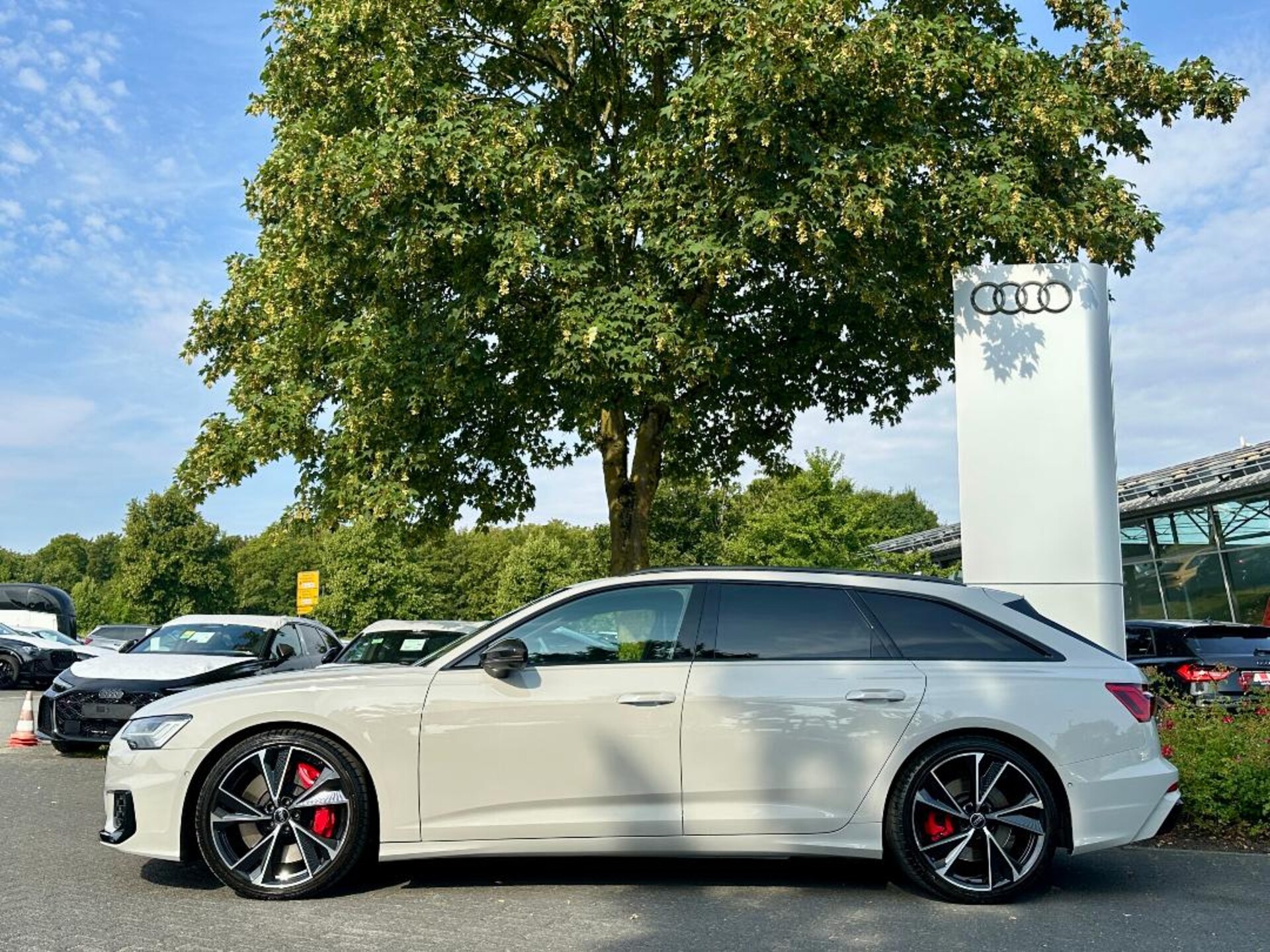 Audi S6 Avant
