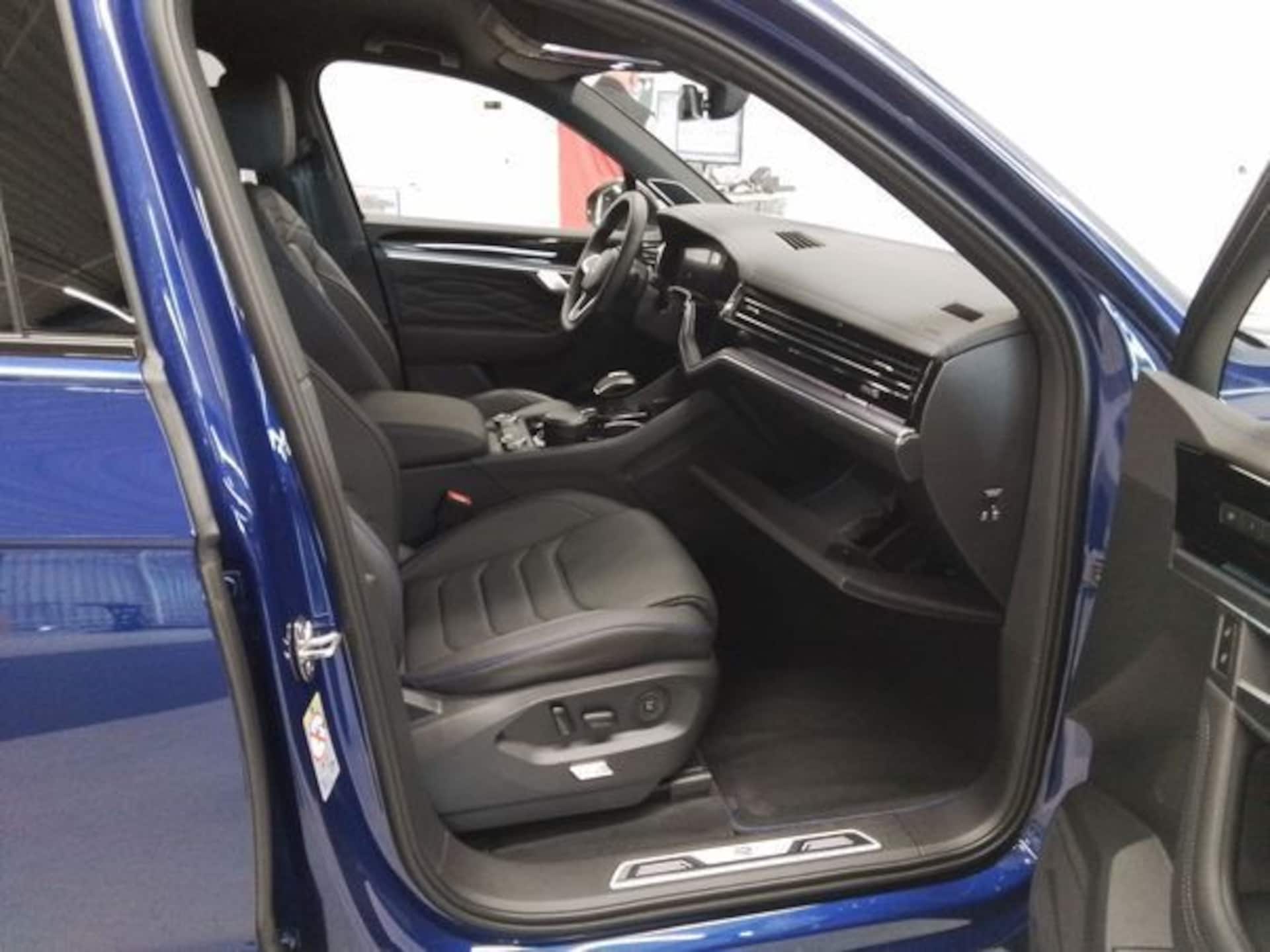 Volkswagen Touareg R