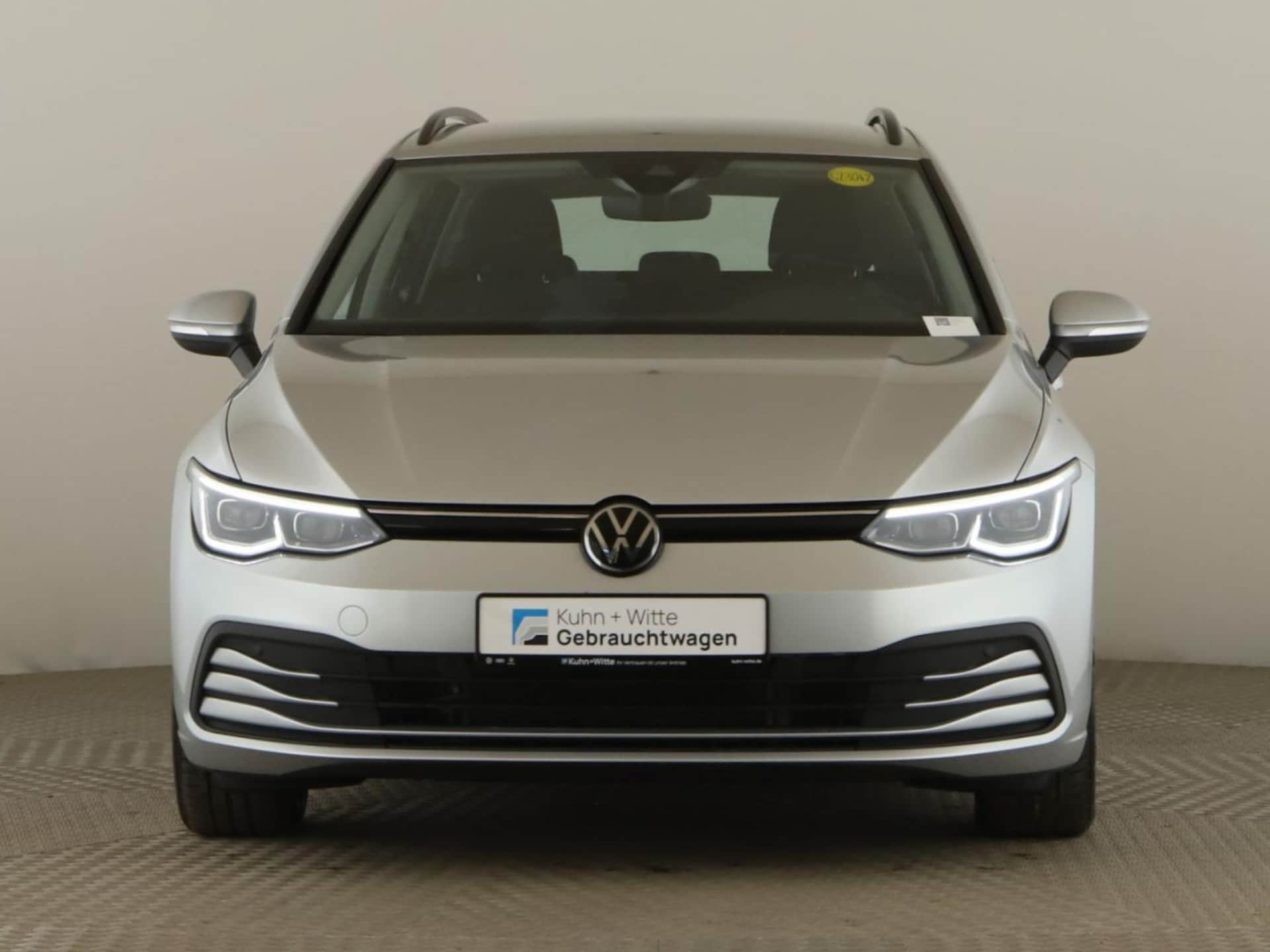 Volkswagen Golf Variant Life