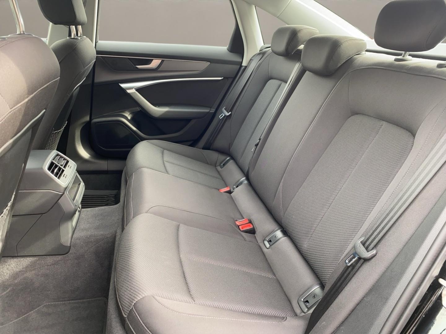Bild über Audi A6 45 TFSI S tronic - für weitere Informationen kontaktieren Sie den Audi Partner
