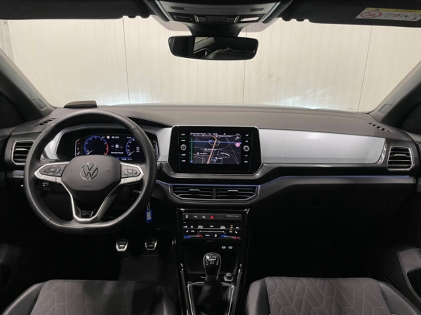 Volkswagen T-Cross – Bild 11