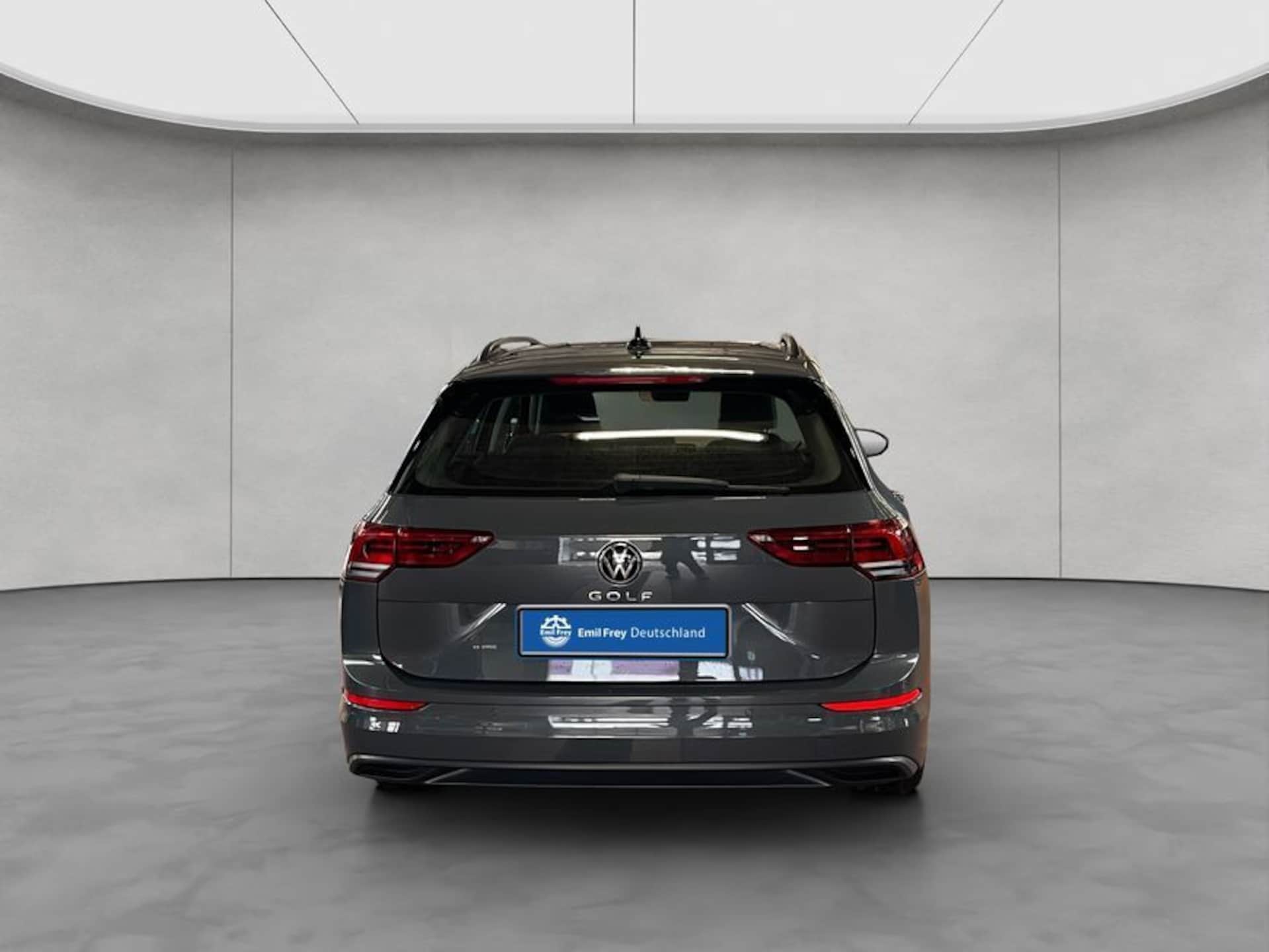 Volkswagen Golf Variant Life