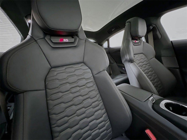 2026 Audi RS e-tron GT Performance Base - Photo 28
