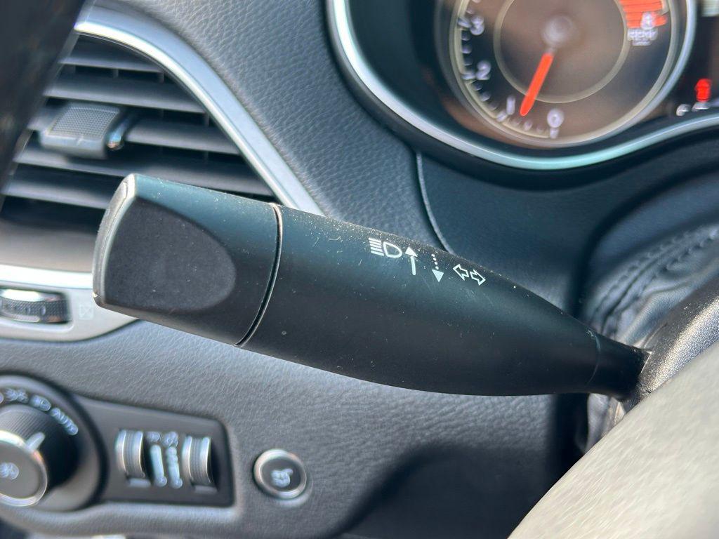 2021 Jeep Cherokee Latitude Lux - Photo 26