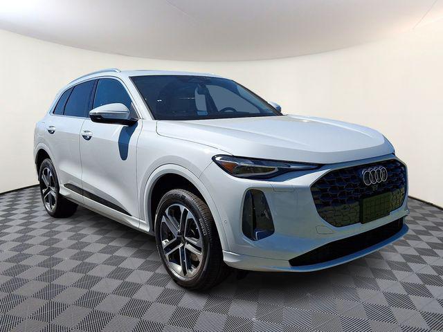 2026 Audi Q5 Premium quattro's photo