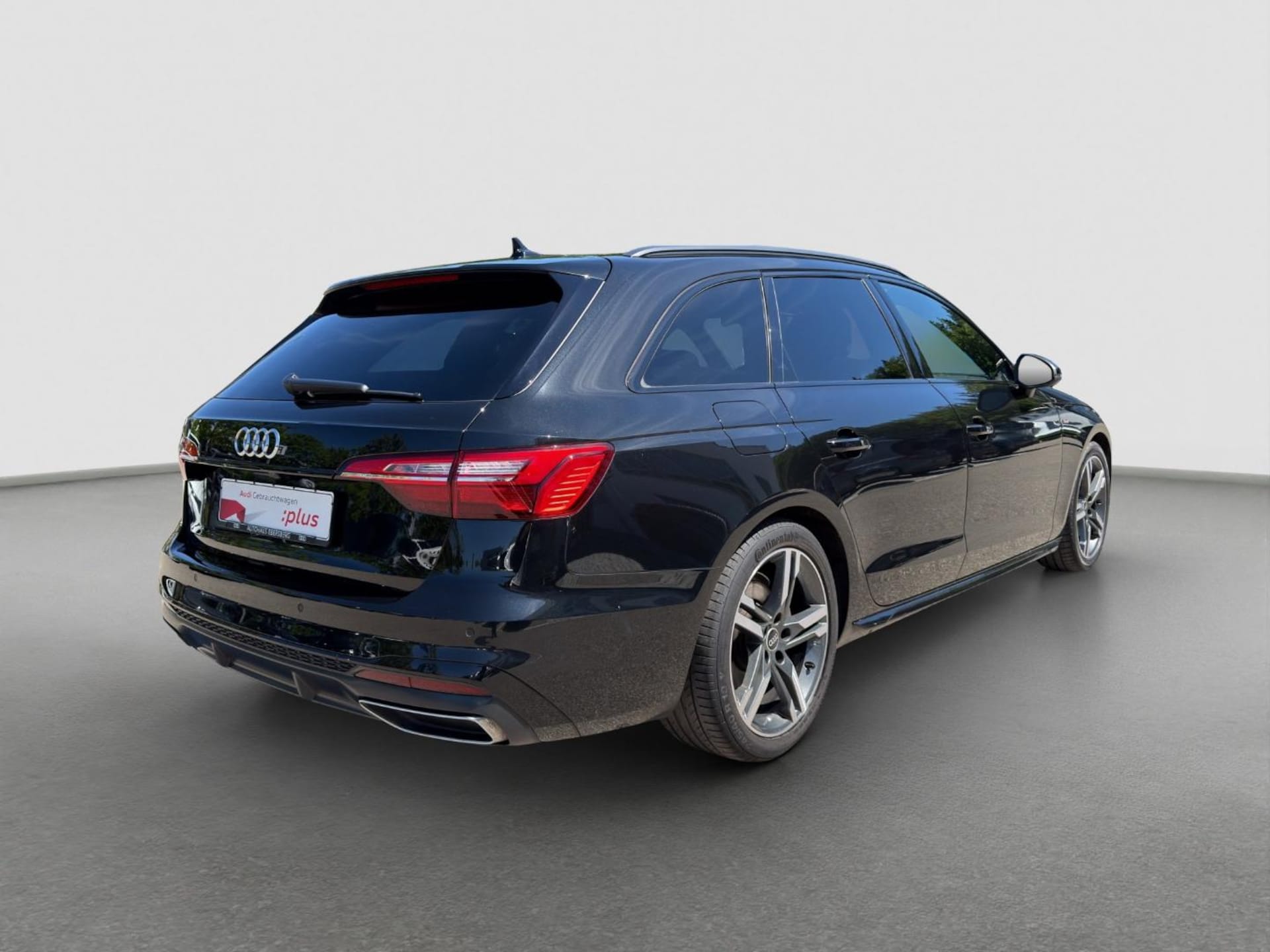 Audi A4 Avant S line