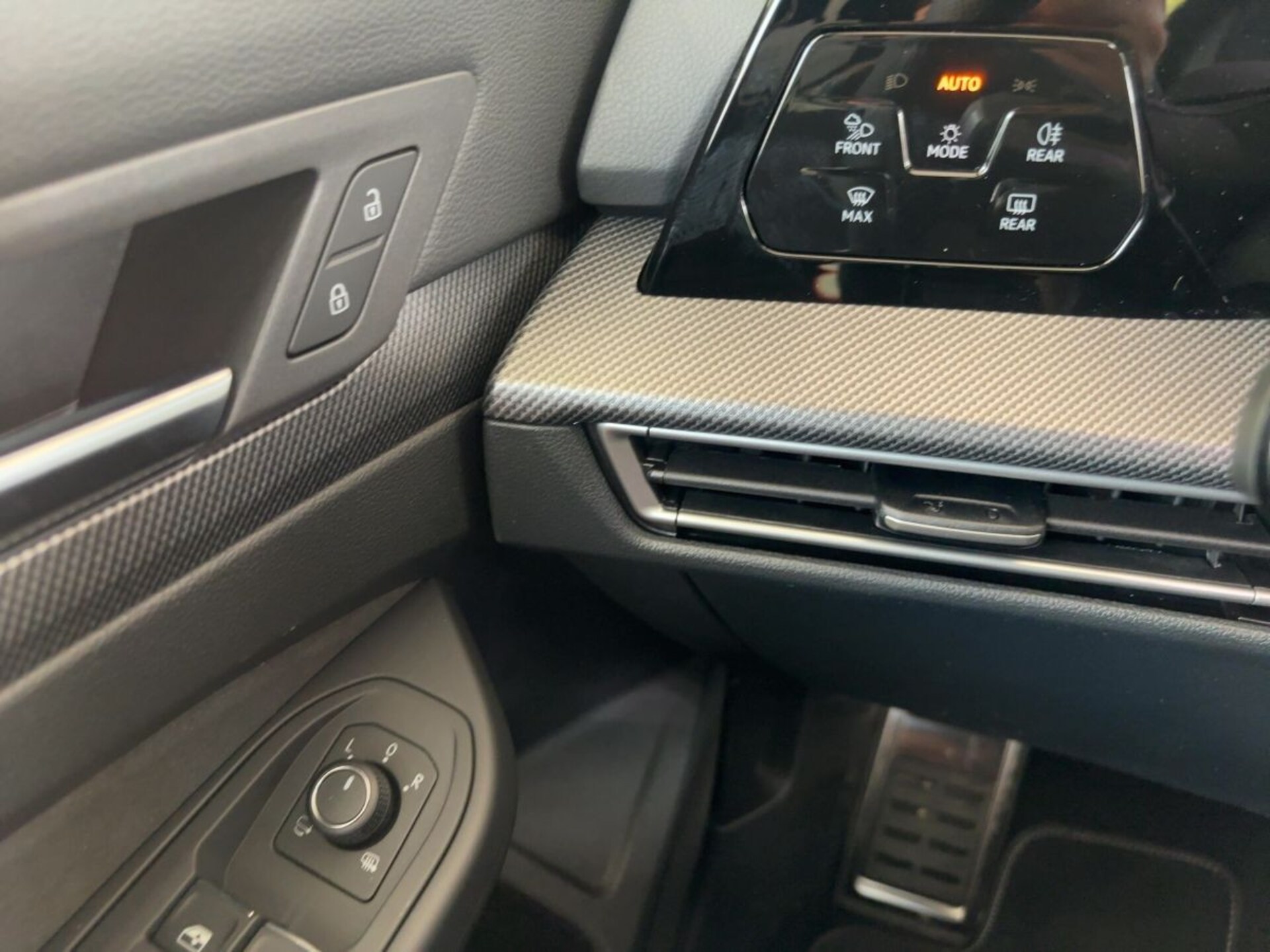 Volkswagen Golf R-Line