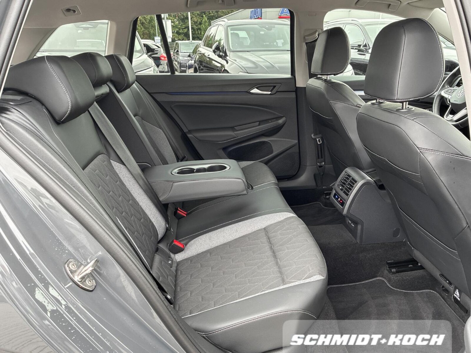 Volkswagen Golf Variant – Bild 8