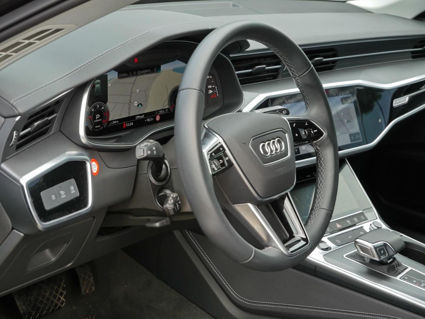 Bild über Audi A6 Avant advanced 40 TDI quattro S tronic - für weitere Informationen kontaktieren Sie den Audi Partner