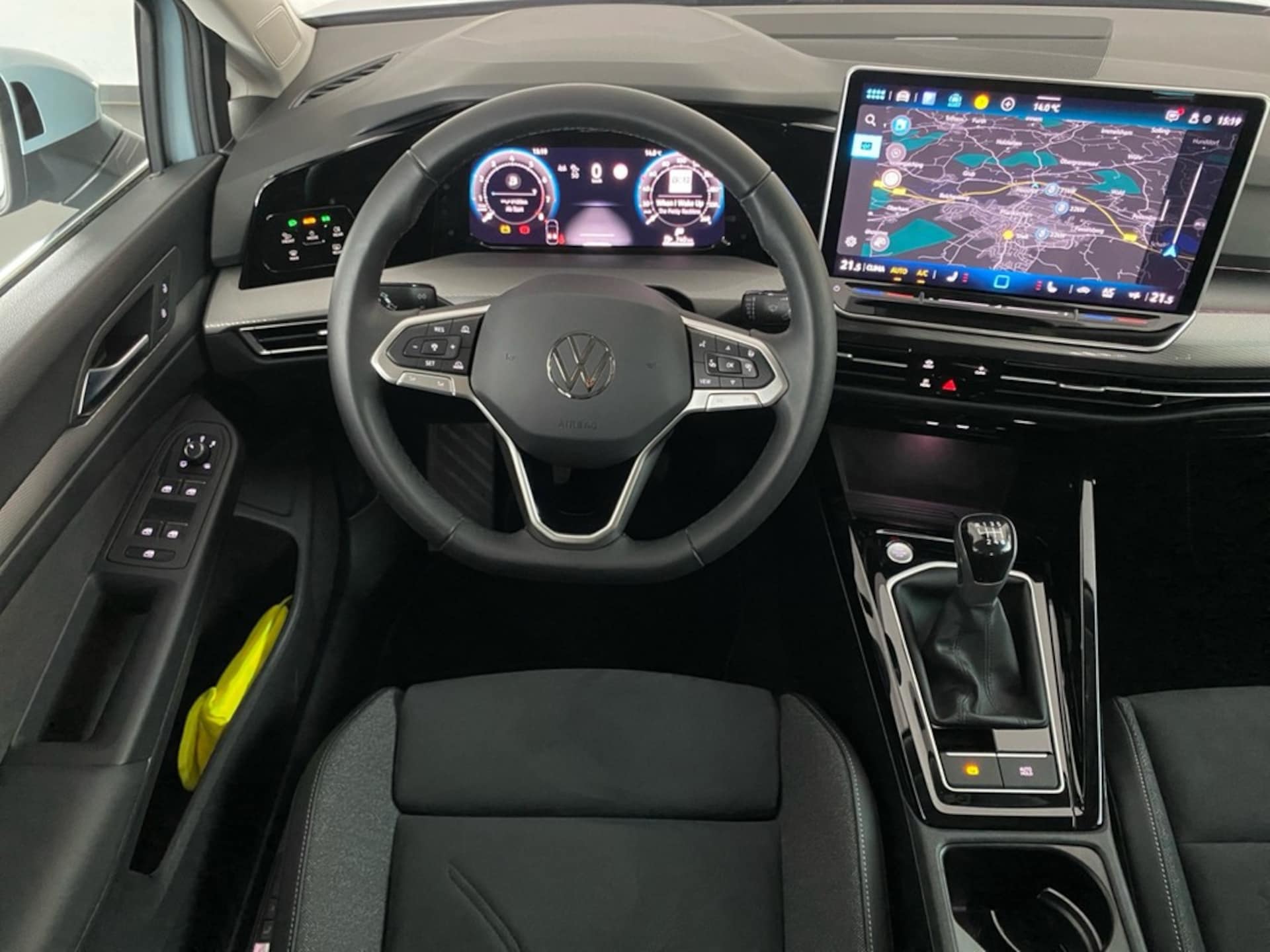 Volkswagen Golf Style