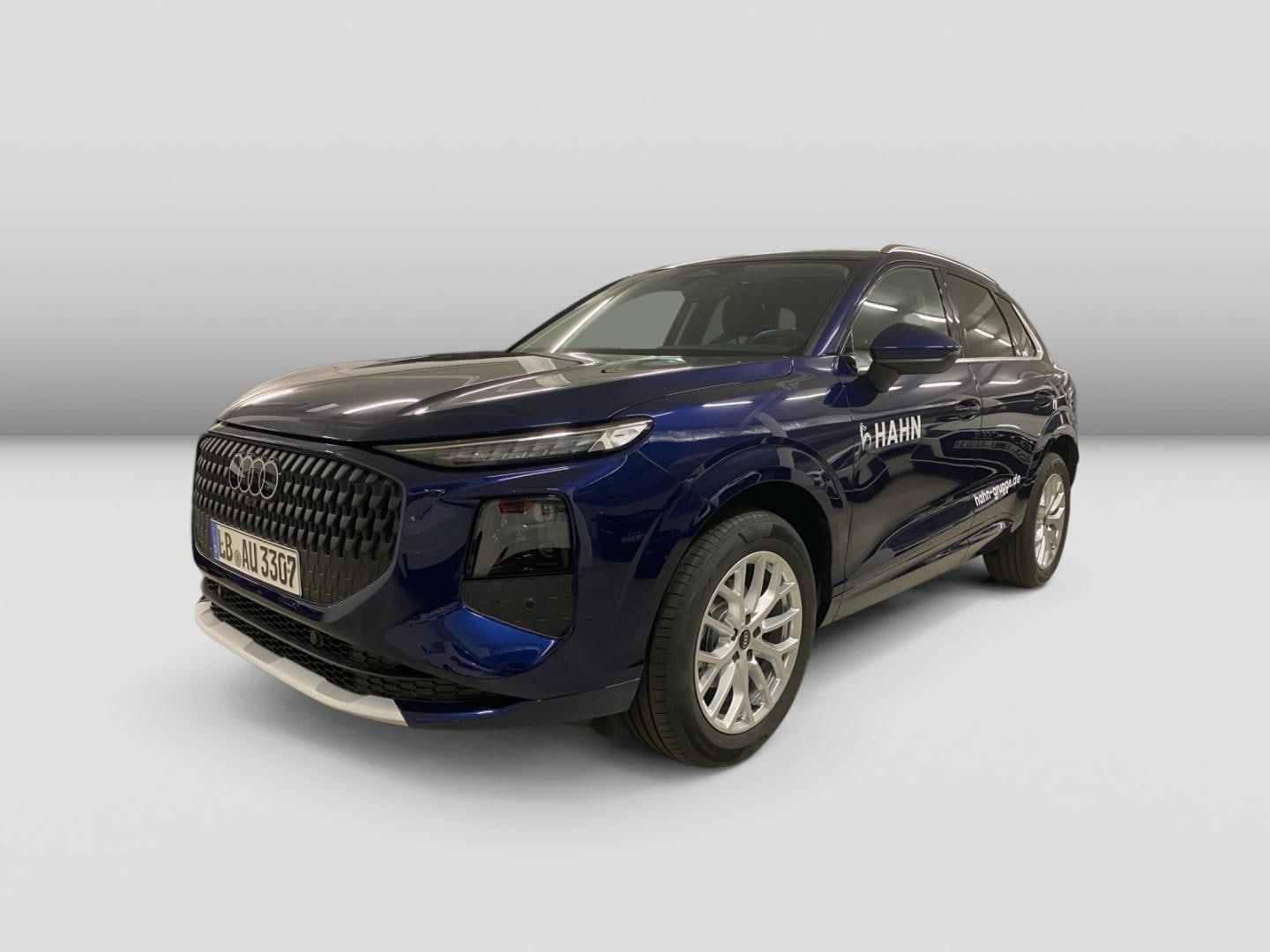Bild über Audi Q3 SUV TFSI 110 kW S tronic - für weitere Informationen kontaktieren Sie den Audi Partner