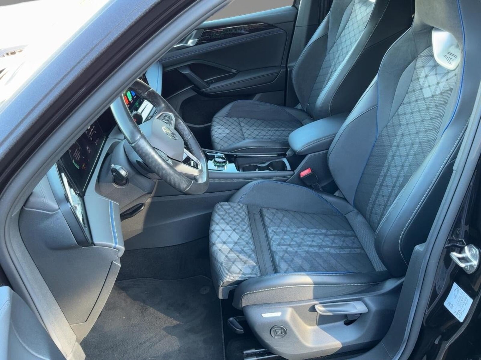 Volkswagen Tiguan – Bild 7