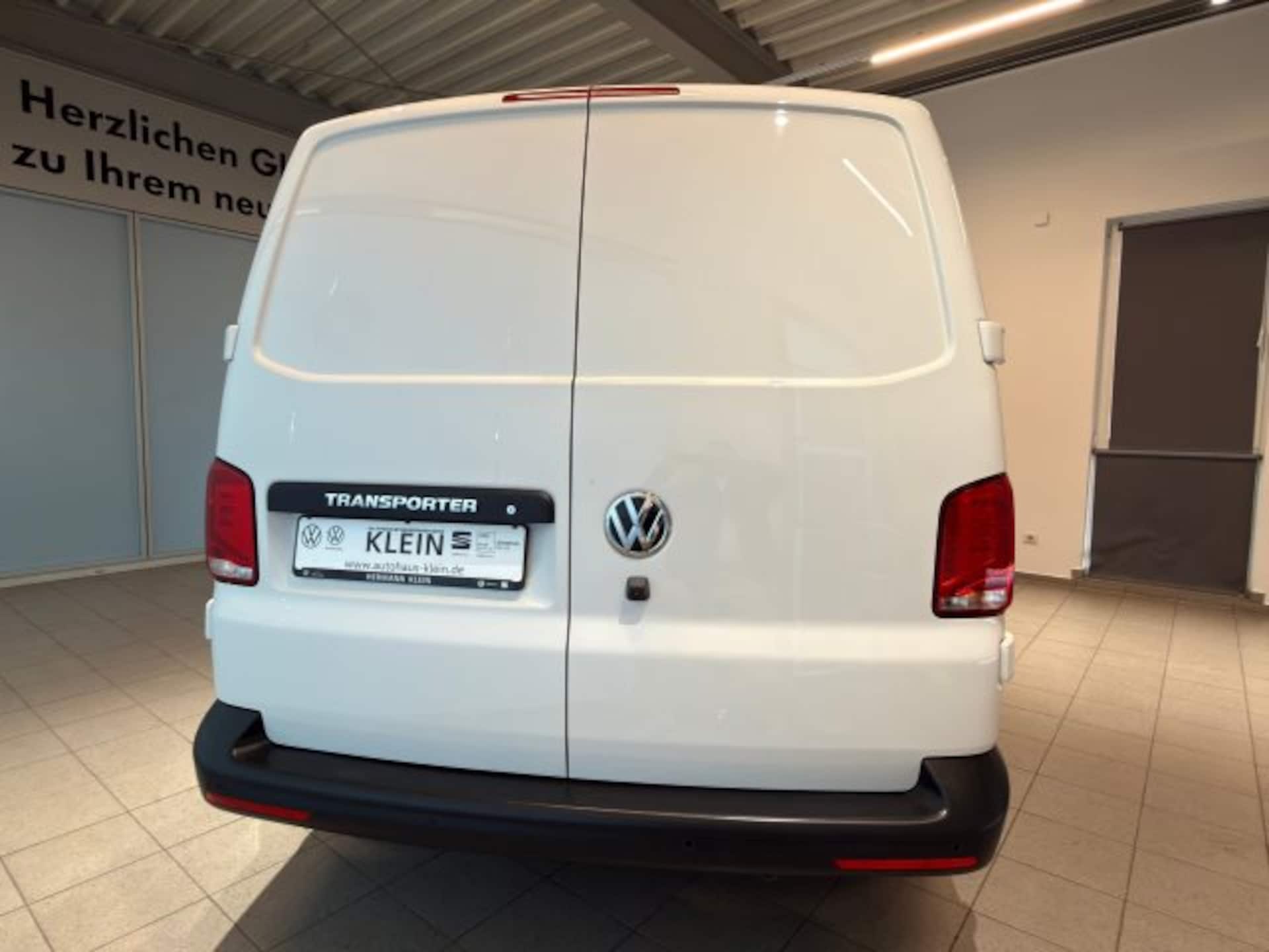 Volkswagen T6.1 Transporter Kasten langer Radstand