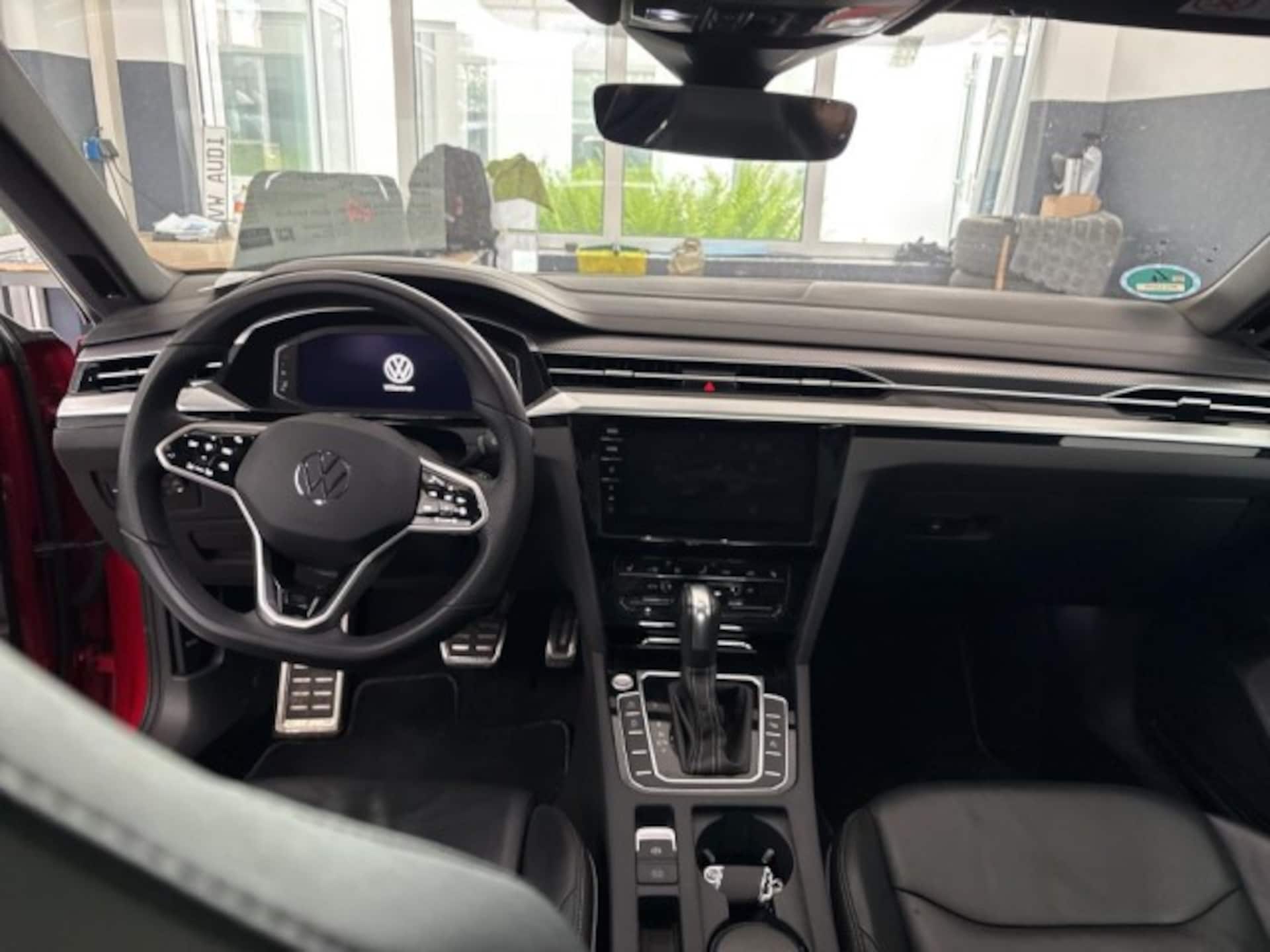 Volkswagen Arteon R-Line